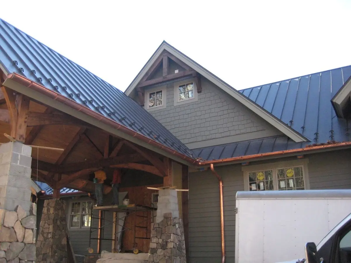 Craftsman Roofing team delivering quality roofing work in Garden City
